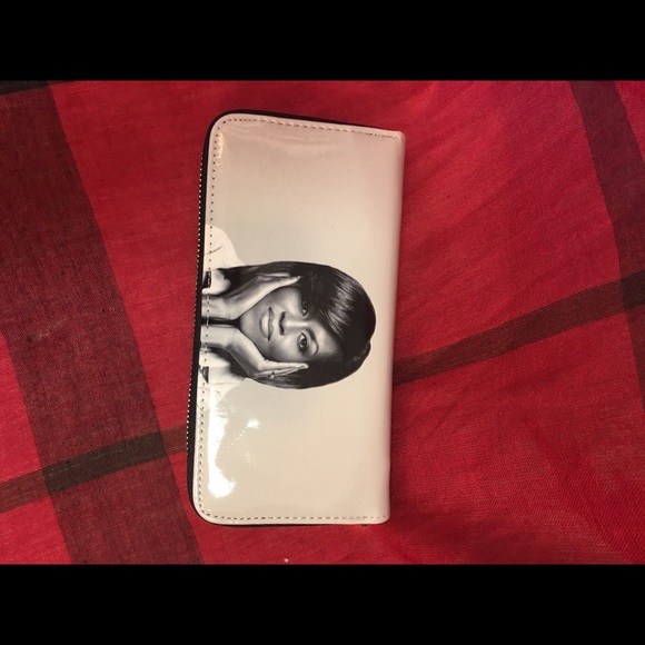 Gorgeous Michelle Obama Bag with Wallet on sale ❤️ - Picture 5 of 5